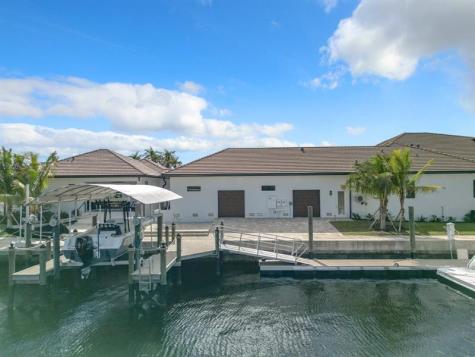 14201 Bay Drive Fort Myers FL 33919