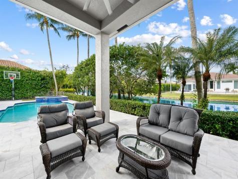 661 Cardinal Street Plantation FL 33324