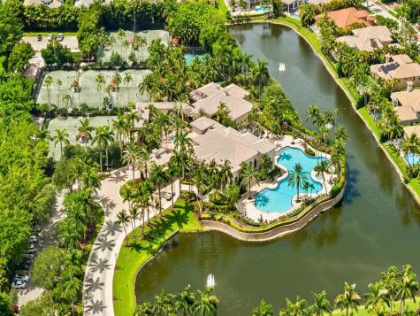661 Cardinal Street Plantation FL 33324