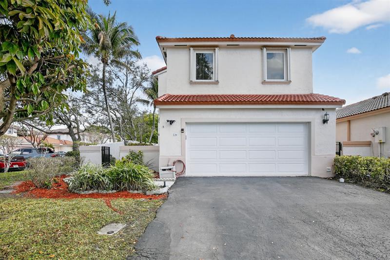 226 NW 75th Way Plantation FL 33317