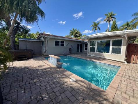 1042 Tyler Street Hollywood FL 33019