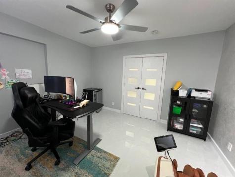 1042 Tyler Street Hollywood FL 33019