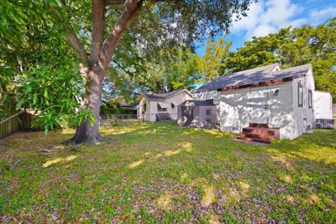 1114 NW 39th Street Miami FL 33127