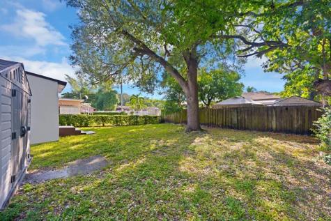 1114 NW 39th Street Miami FL 33127