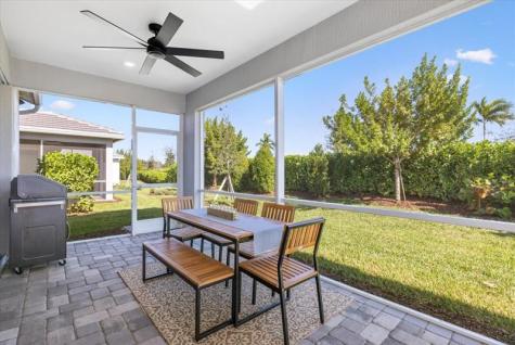 4597 Nautilus Circle Vero Beach FL 32967