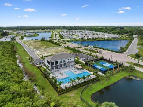 4597 Nautilus Circle Vero Beach FL 32967