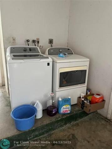 3420 NW 39th Street Lauderdale Lakes FL 33309