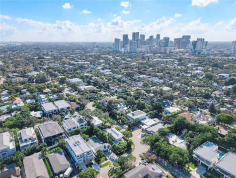 500 NE 14th Avenue Fort Lauderdale FL 33301