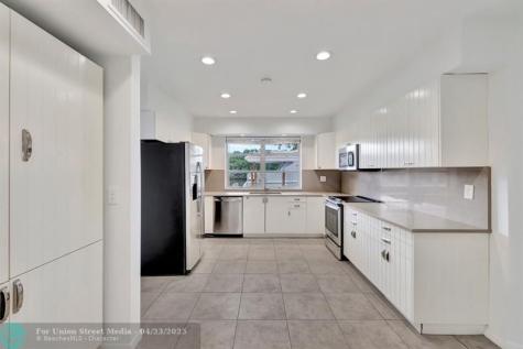 2390 SW 27th Te Fort Lauderdale FL 33312