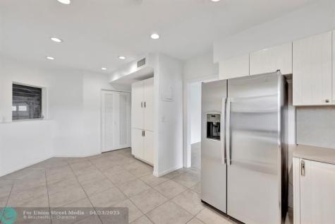 2390 SW 27th Te Fort Lauderdale FL 33312