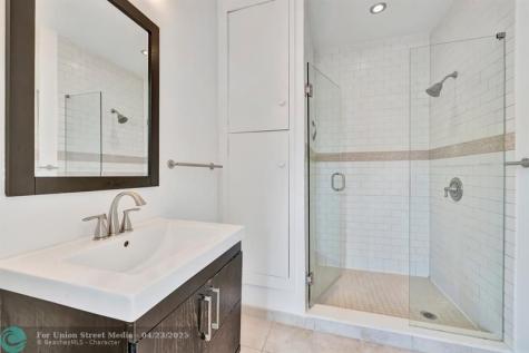 2390 SW 27th Te Fort Lauderdale FL 33312