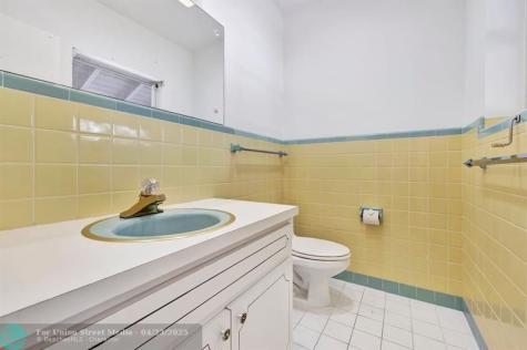 2390 SW 27th Te Fort Lauderdale FL 33312