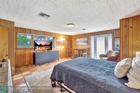 2390 SW 27th Te Fort Lauderdale FL 33312