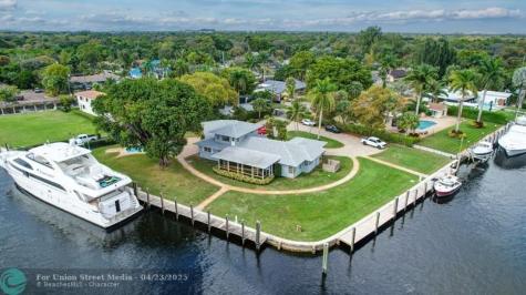 2390 SW 27th Te Fort Lauderdale FL 33312