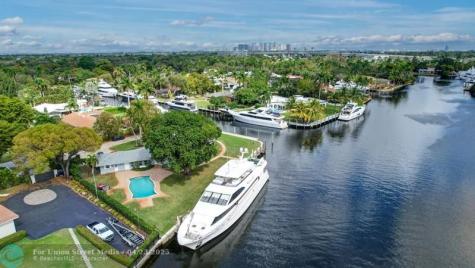2390 SW 27th Te Fort Lauderdale FL 33312
