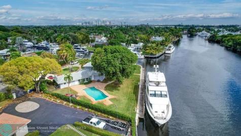 2390 SW 27th Te Fort Lauderdale FL 33312
