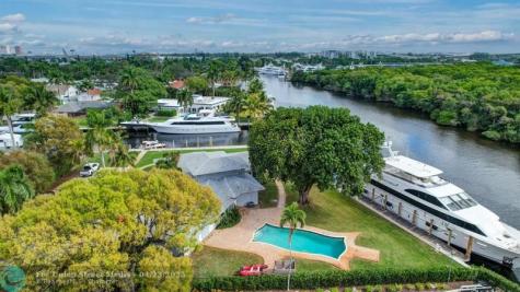 2390 SW 27th Te Fort Lauderdale FL 33312