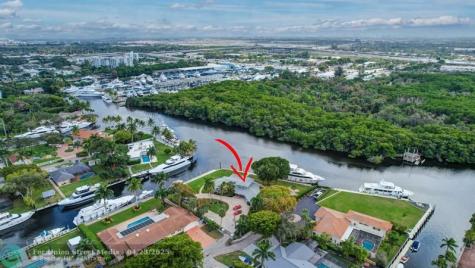 2390 SW 27th Te Fort Lauderdale FL 33312