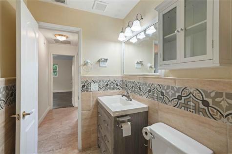 51 NE 49th Street Fort Lauderdale FL 33334