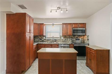 51 NE 49th Street Fort Lauderdale FL 33334