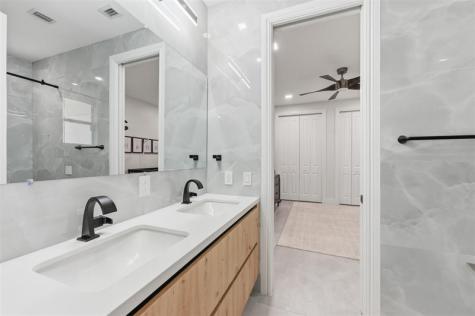 2517 Provence Circle Weston FL 33327