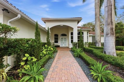 2517 Provence Circle Weston FL 33327