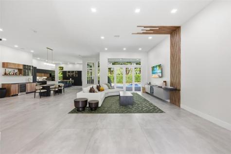 2517 Provence Circle Weston FL 33327