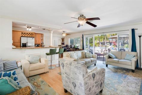 2401 SE 12th Street Pompano Beach FL 33062