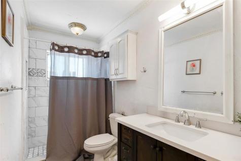 2401 SE 12th Street Pompano Beach FL 33062