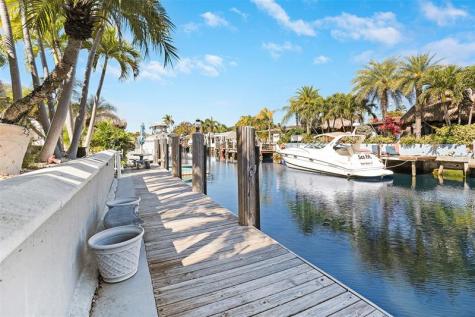 2401 SE 12th Street Pompano Beach FL 33062