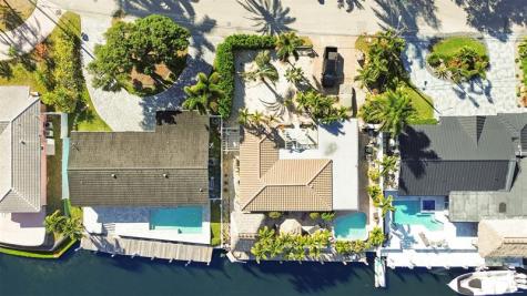 2401 SE 12th Street Pompano Beach FL 33062