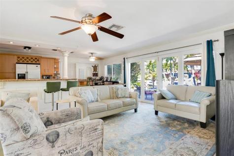 2401 SE 12th Street Pompano Beach FL 33062
