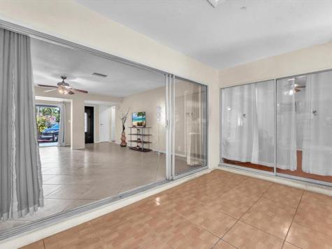 6772 Camelia Drive Miramar FL 33023