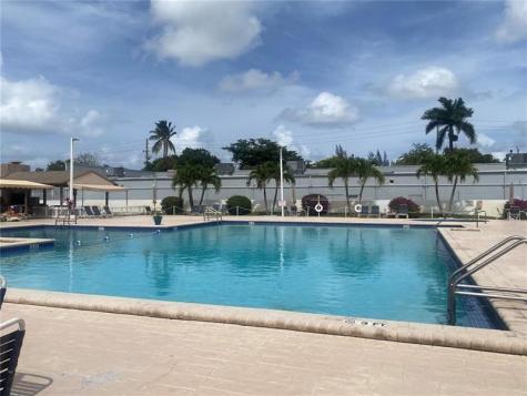2441 SW 52nd Street Dania Beach FL 33312