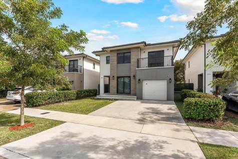 230 NW 11th Court Florida City FL 33034