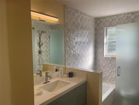 139 NW 72nd Avenue Plantation FL 33317