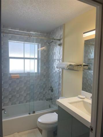 139 NW 72nd Avenue Plantation FL 33317