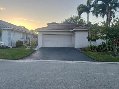 139 NW 72nd Avenue Plantation FL 33317