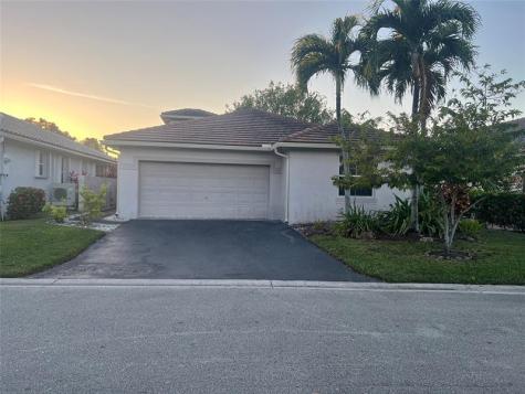 139 NW 72nd Avenue Plantation FL 33317
