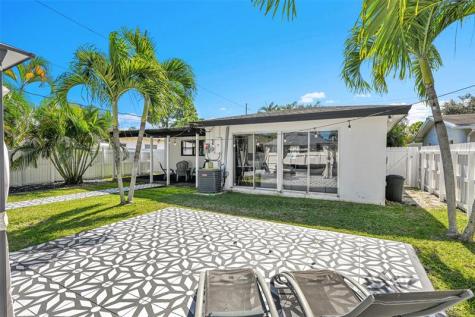 537 NW 45th Street Fort Lauderdale FL 33309