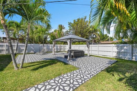 537 NW 45th Street Fort Lauderdale FL 33309