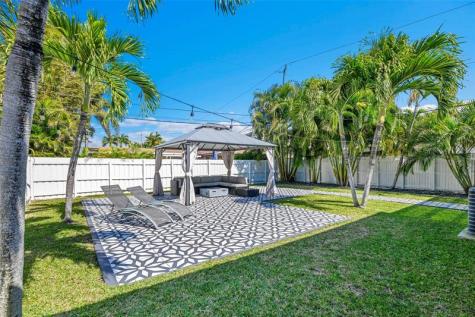 537 NW 45th Street Fort Lauderdale FL 33309