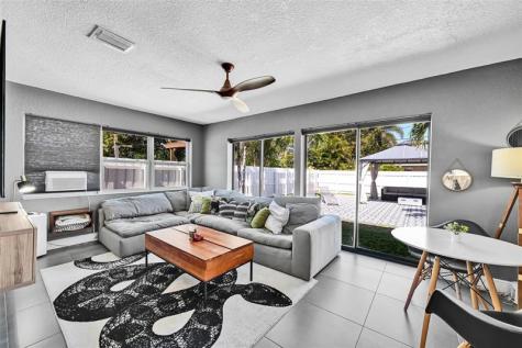 537 NW 45th Street Fort Lauderdale FL 33309
