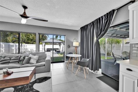 537 NW 45th Street Fort Lauderdale FL 33309