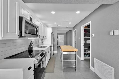 537 NW 45th Street Fort Lauderdale FL 33309