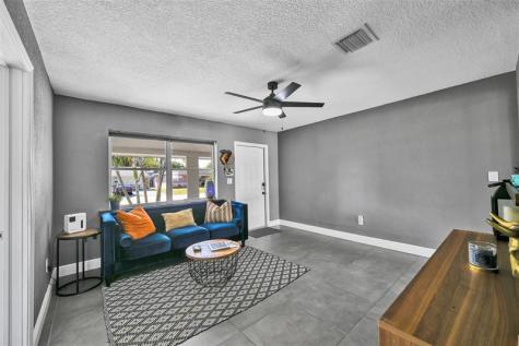 537 NW 45th Street Fort Lauderdale FL 33309