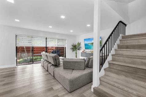 3904 Parkside Lane Hollywood FL 33021
