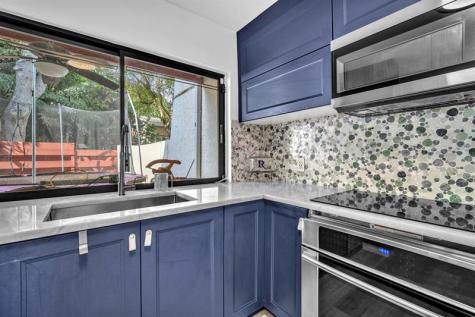 3904 Parkside Lane Hollywood FL 33021