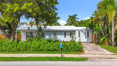 1317 S Broadway Lantana FL 33462