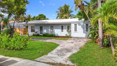 1317 S Broadway Lantana FL 33462